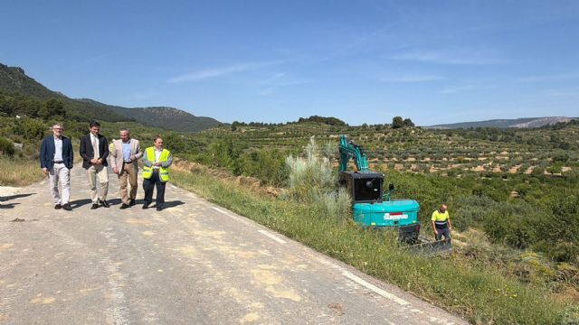 La Comunidad inicia las obras de mejora de la carretera de Benizar a Otos con una inversión de 2,2 millones para reforzar la seguridad vial