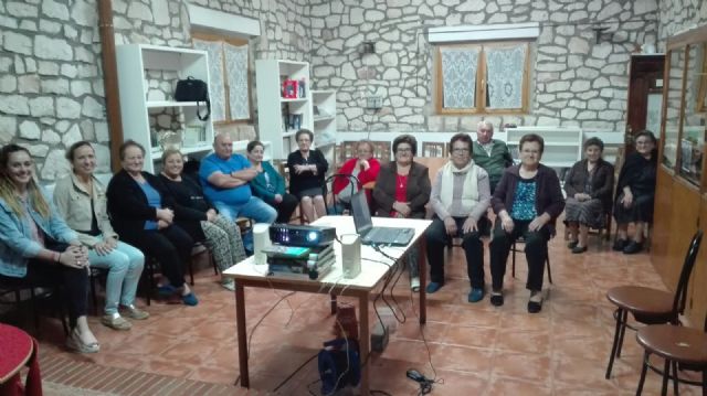 Talleres 'alzheimer/cuidadoras' en Moratalla