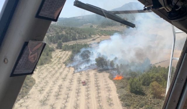 Controlado el incendio forestal de Moratalla